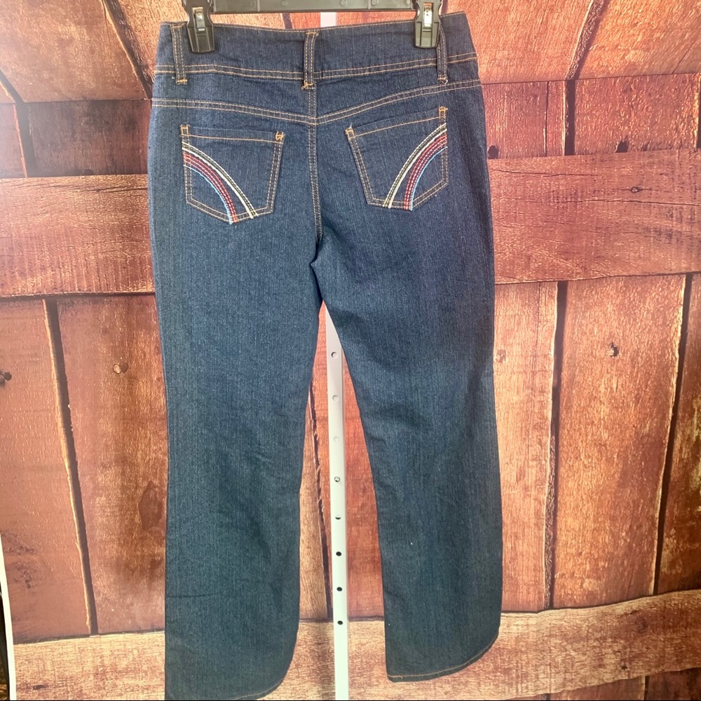 BEVERLY HILLS PRINCESS Jeans, Embroidered & Studs - Picture 9 of 10